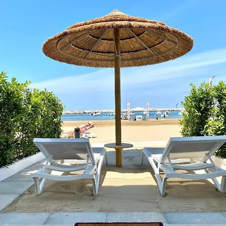 Bed & Breakfast Marina Bay Suites